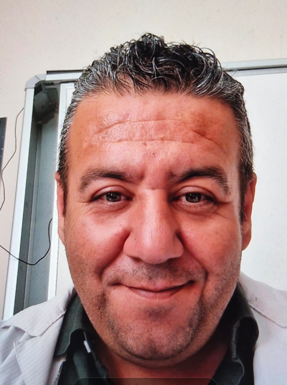 Ahmet Y.
